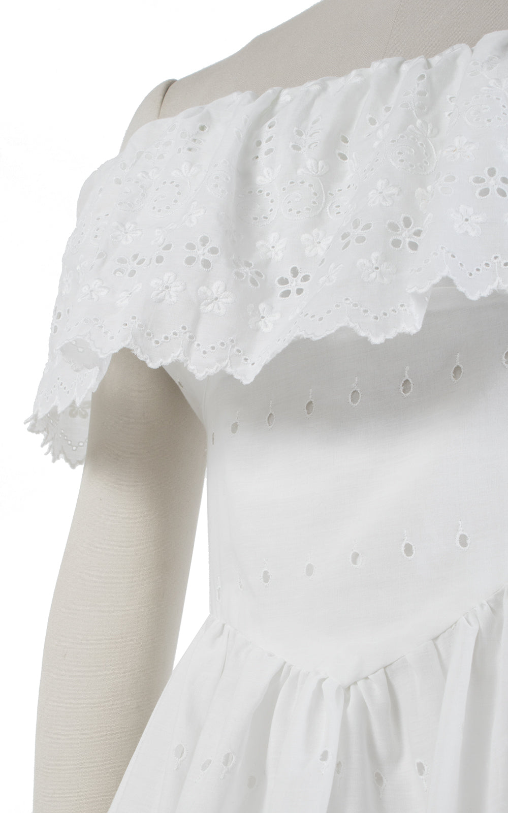 1980s Floral Eyelet Off-the-Shoulder White Cotton Sundress