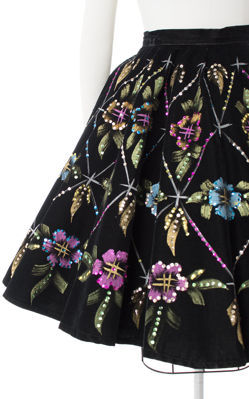 1950s Mexican Metallic Floral Sequin Velvet Circle Skirt