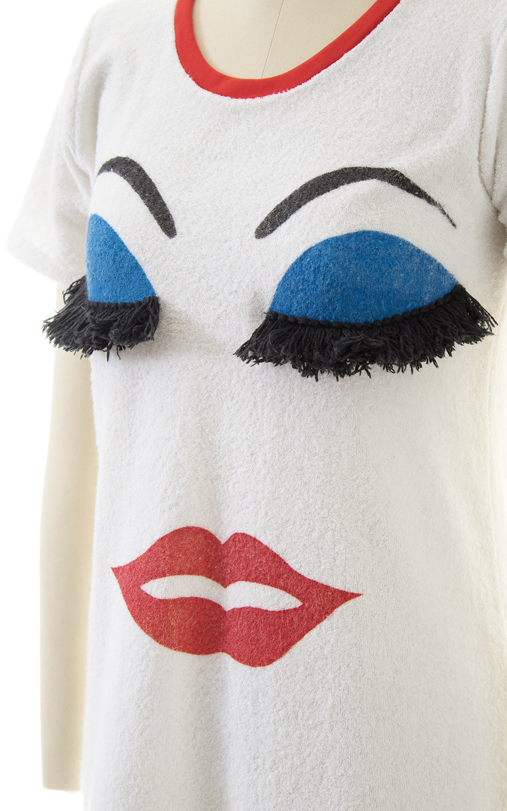 1980s Makeup Face Novelty Terrycloth Dress with Fringe Eyelashes