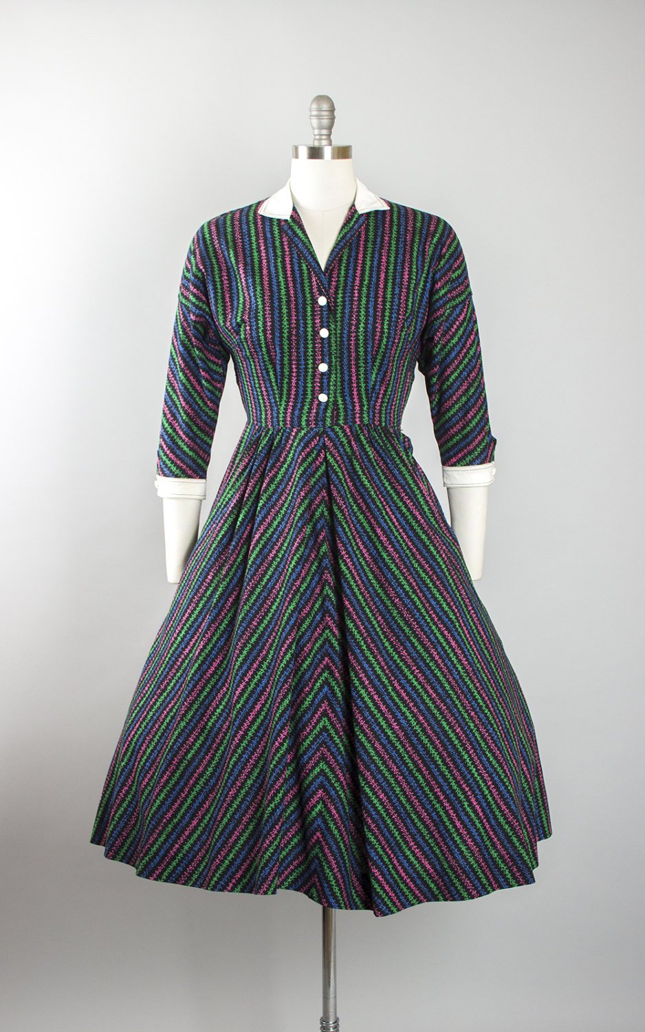Vintage 1950s Dress | 50s Cotton Novelty Print Striped Shirtwaist Full Skirt Day Dress (small)