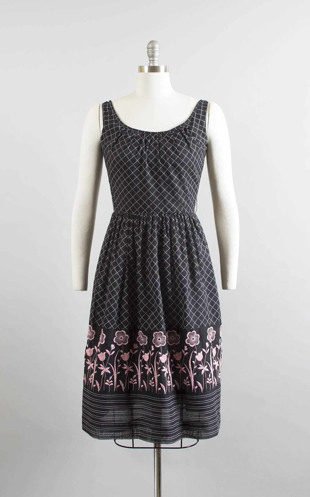 Vintage 1960s Dress | 60s Floral Embroidered Border Print Cotton Sundress Plaid Black Full Skirt Day Dress (small)