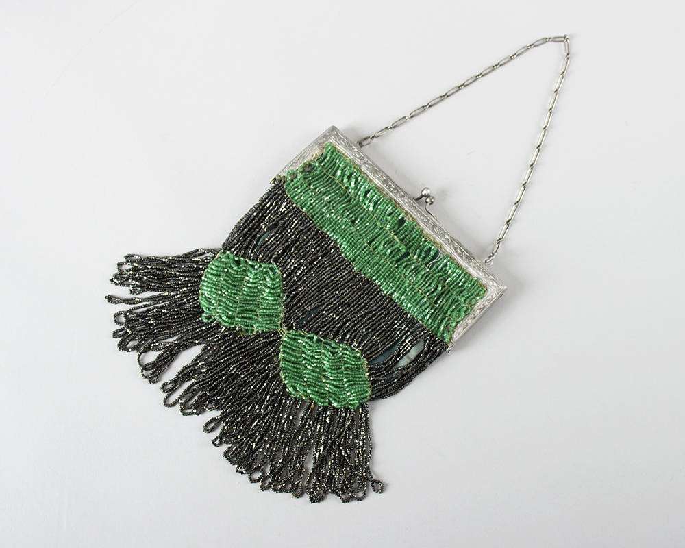 Vintage Jacques Vert Handbag, Beaded Clasp Bag, Vintage Metallic Handbag,  Scalloped Shaped Handbag, Evening Handbag, Glamour, - Etsy
