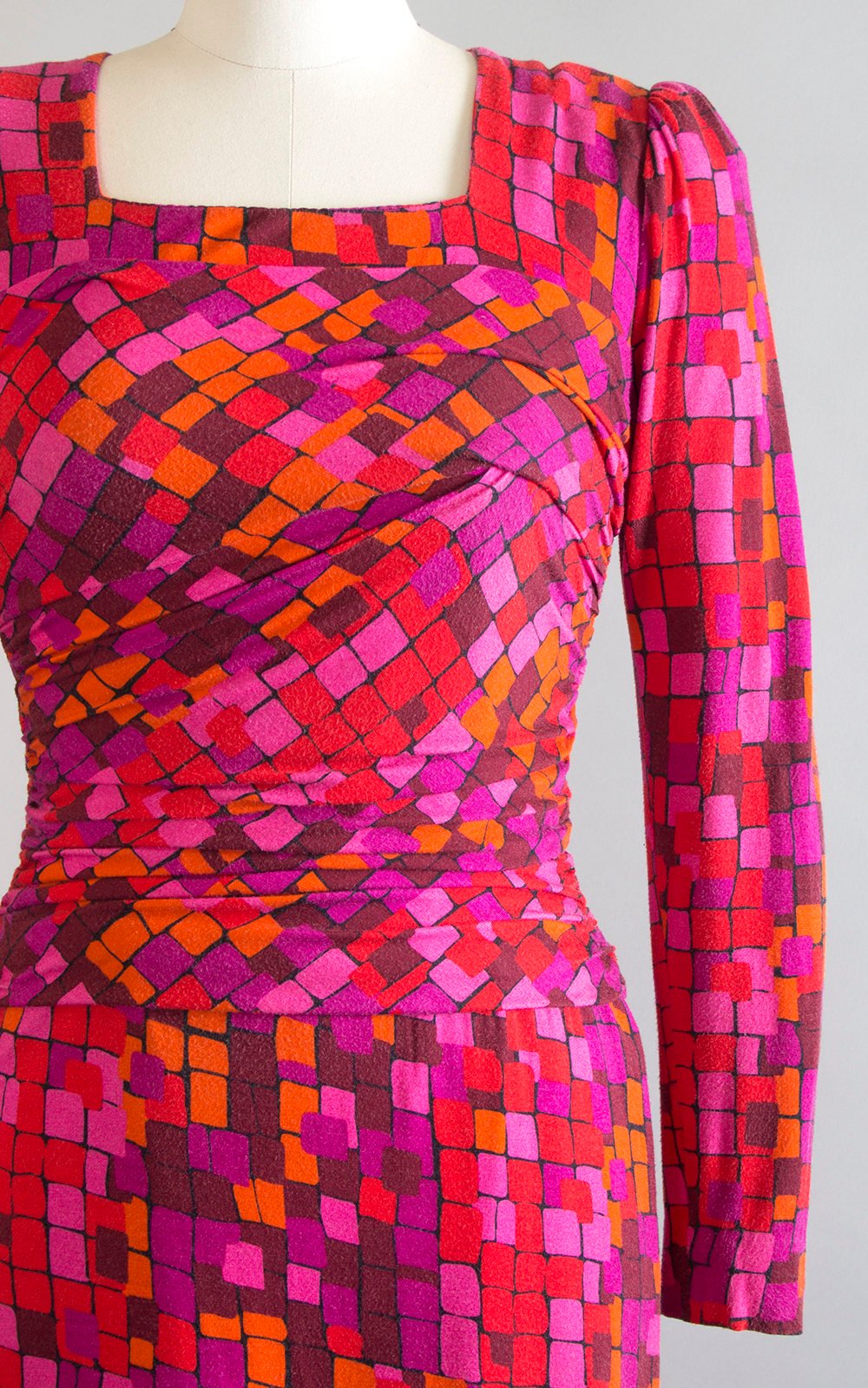 Vintage 1980s Dress | 80s Mosaic Jersey Wool Silk Draped Ruched Long Sleeve Pink Red Purple Wiggle Cocktail Dress (small/medium)