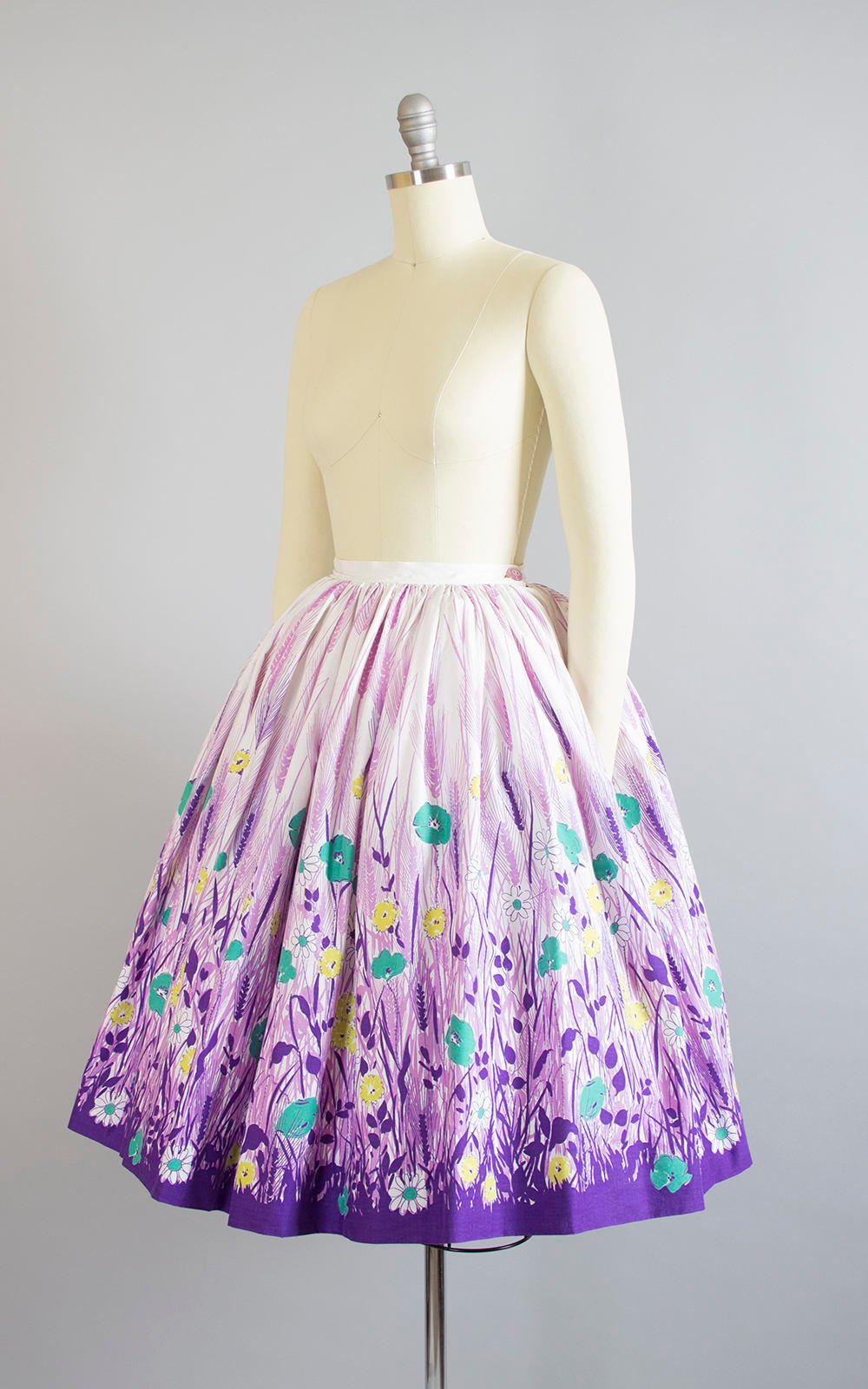 Vintage 1950s Skirt | 50s Floral Wheat Border Print Cotton Printed Purple White Full Swing Skirt (xs)
