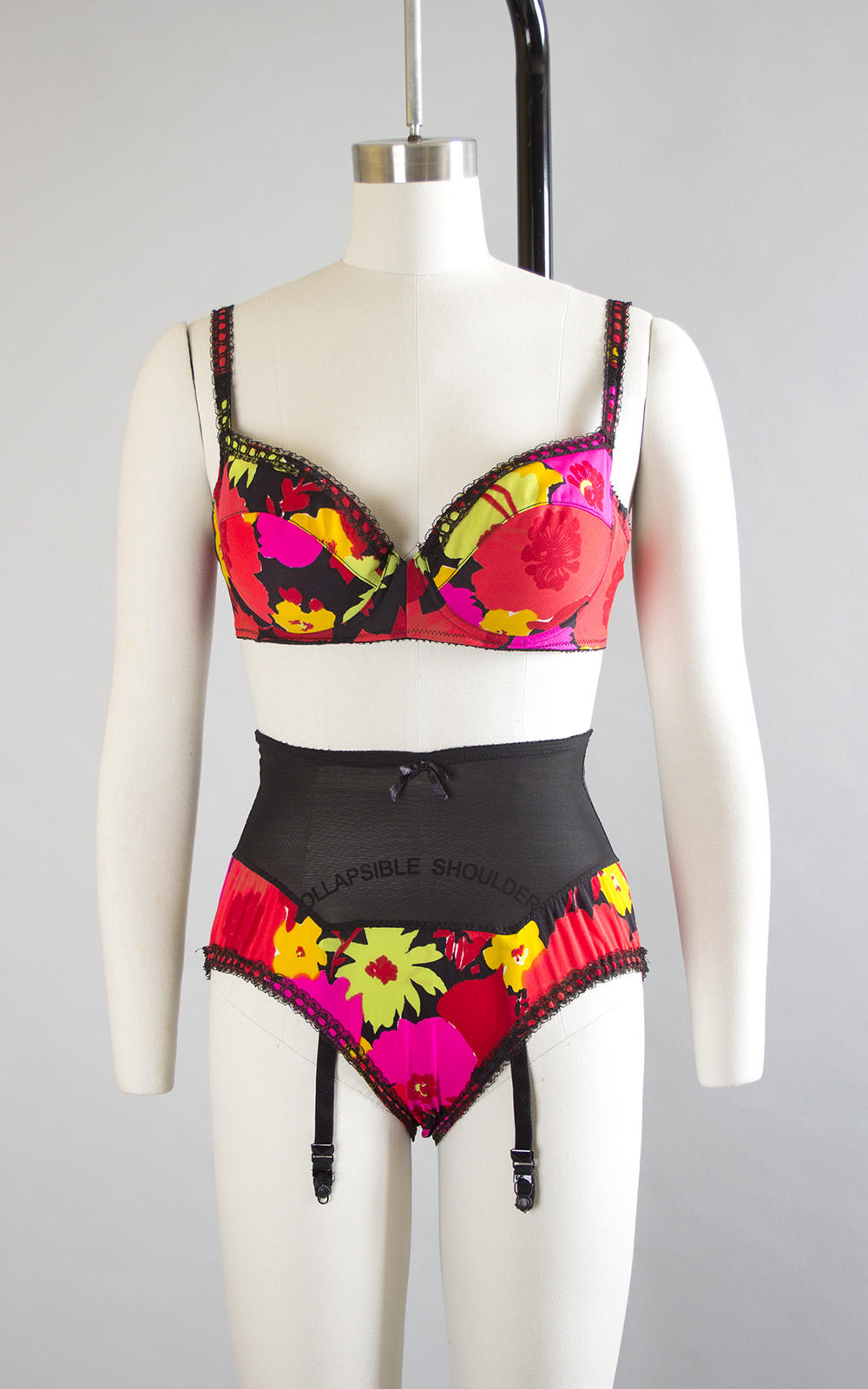 Vintage 1960s Lingerie Set | 60s Floral Print Bra Garters High Waist Panties Matching Set (36C small)