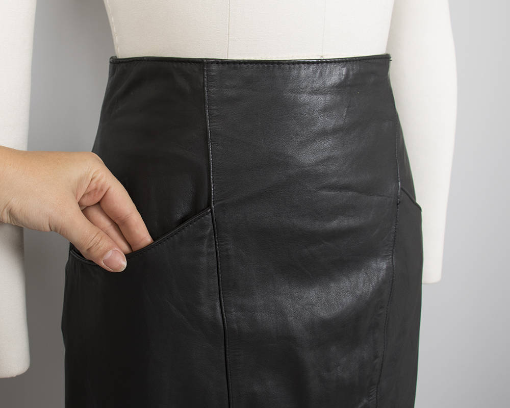 Vintage 1980s Skirt | 80s Black Leather Pencil Skirt Buttery Soft Leather Wiggle w/ High Back Slit & Pockets (small)