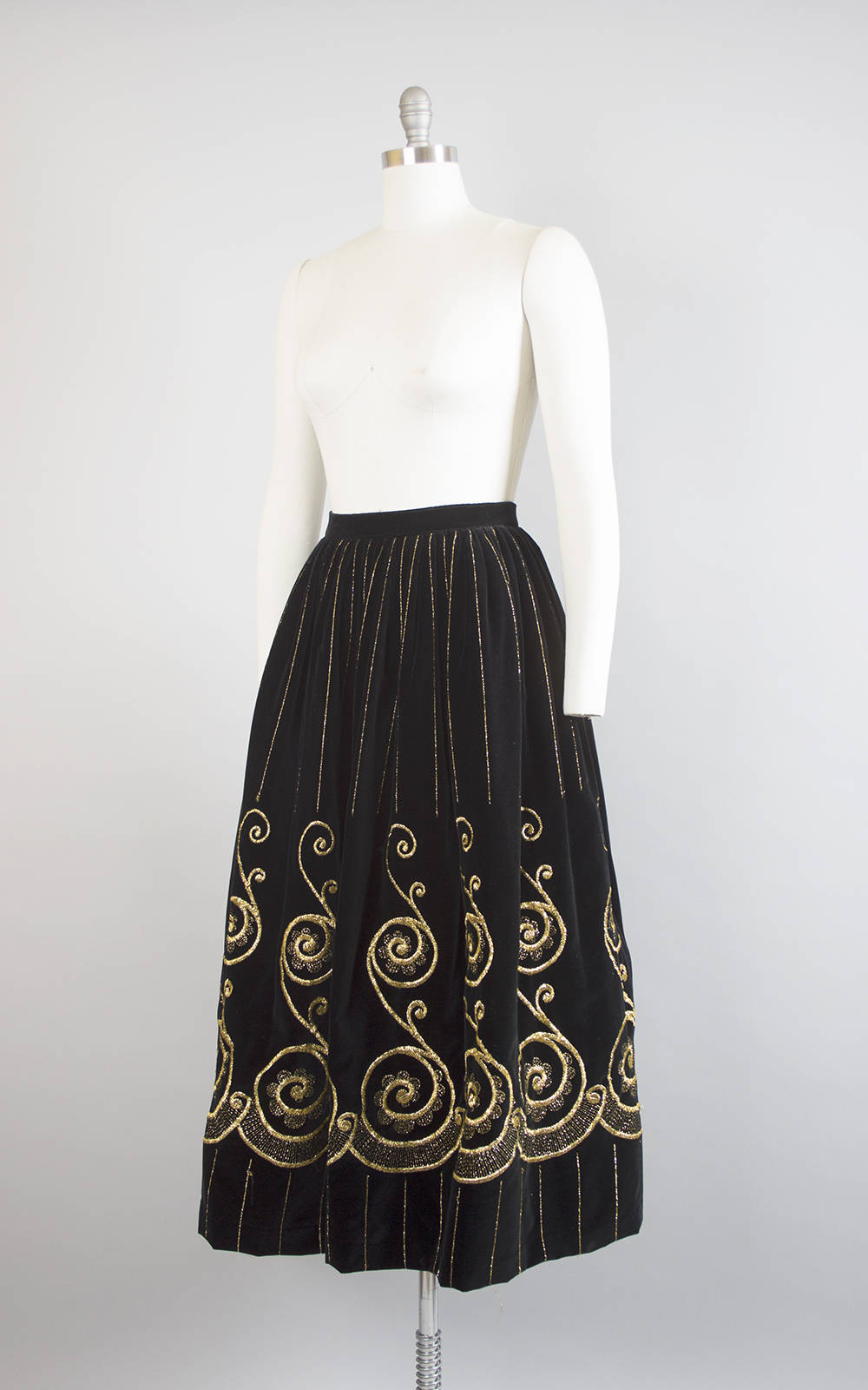 Vintage 1970s Skirt | 70s ADOLFO Black Velvet Metallic Gold Embroidered Striped Border Print Holiday Party Skirt (small)