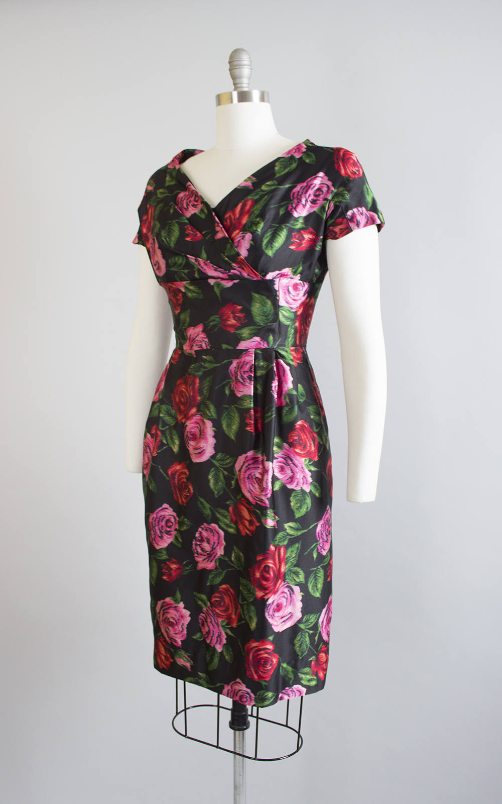 Vintage 1950s Dress | 50s Rose Floral Silk Satin Printed Red Pink Black Wiggle Cocktail Party Dress (small)
