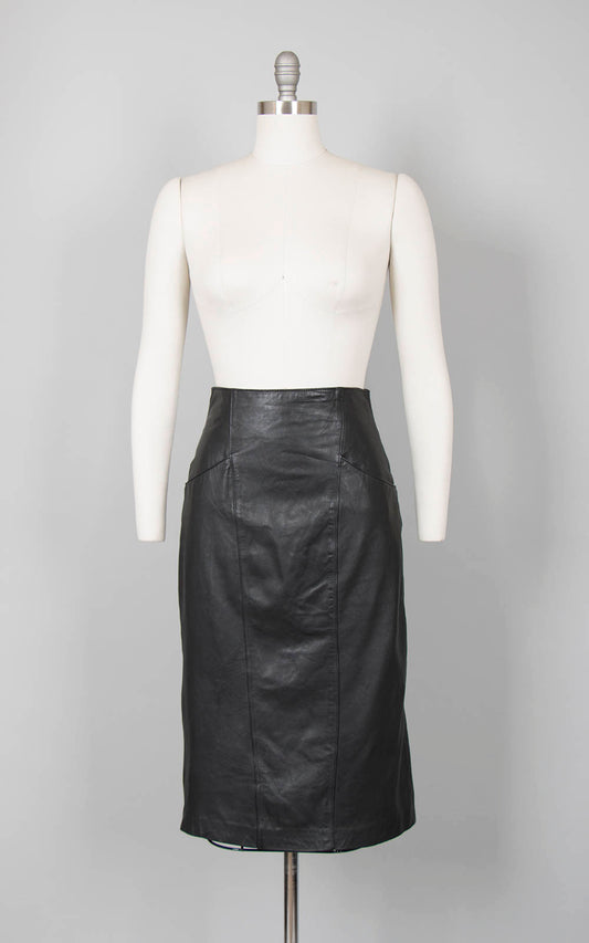 Vintage 1980s Skirt | 80s Black Leather Pencil Skirt Buttery Soft Leather Wiggle w/ High Back Slit & Pockets (small)