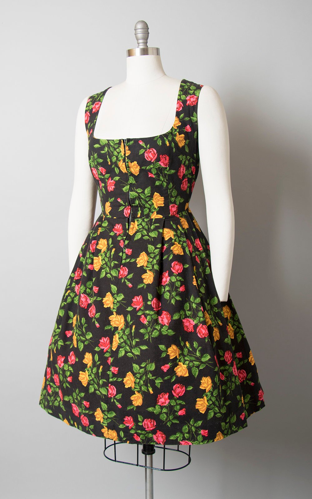 Vintage 1960s Dress | 60s Rose Floral Print Cotton Dirndl Traditional Oktoberfest Sundress (medium/large)