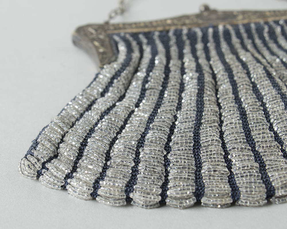 Vintage 1920s Handbag | 20s Micro Beaded Silver Frame Glass Beads Crochet Art Deco Flapper Purse