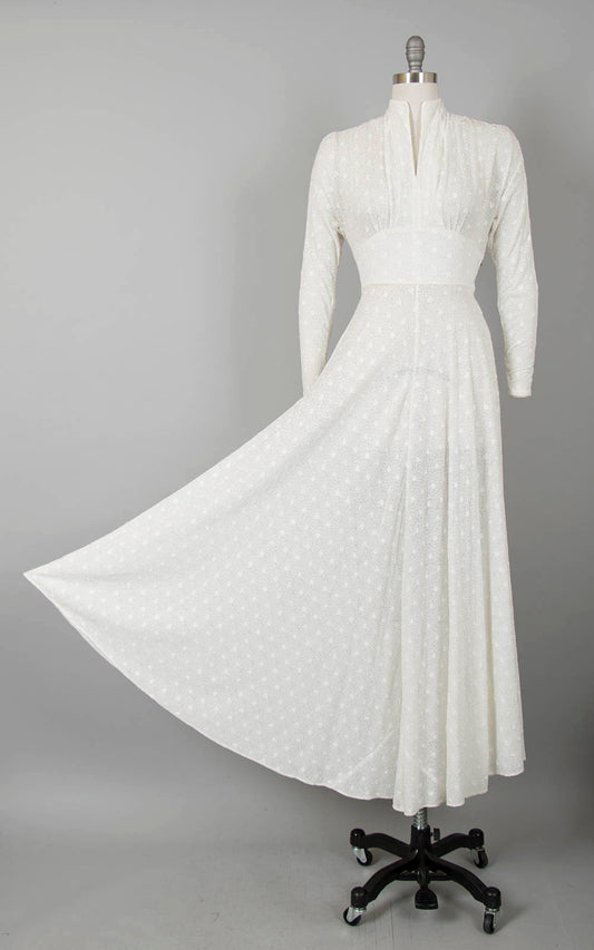 Vintage 1930s 1940s Wedding Dress 30s 40s Sheer White Chiffon Soutache Heart Embroidered Full Length Long Sleeve Bridal Gown (small/medium)