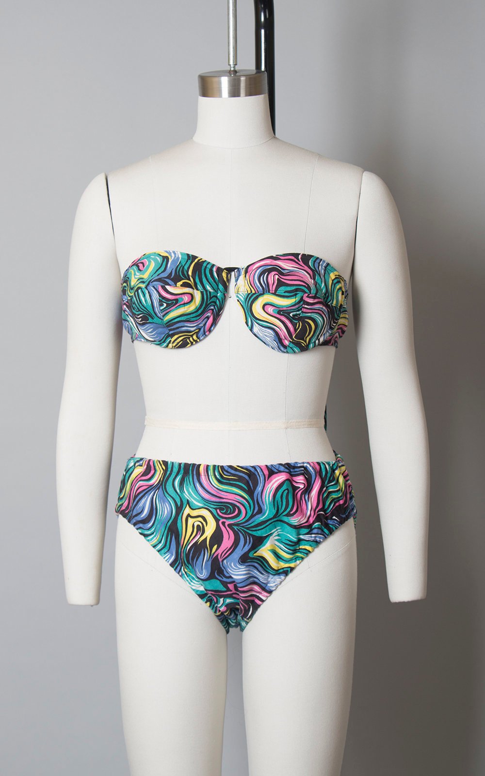 Vintage 1950s Bikini | 50s Psychedelic Swirl Printed Swimsuit Strapless Underwire Bra Low Rise Bathing Suit (small/medium)
