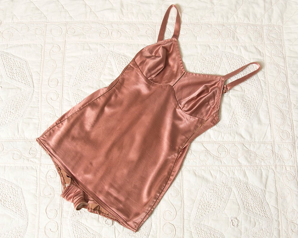 Vintage 1940s Swimsuit | 40s Copper Satin One Piece Pinup Bombshell Bathing Suit (small/medium)