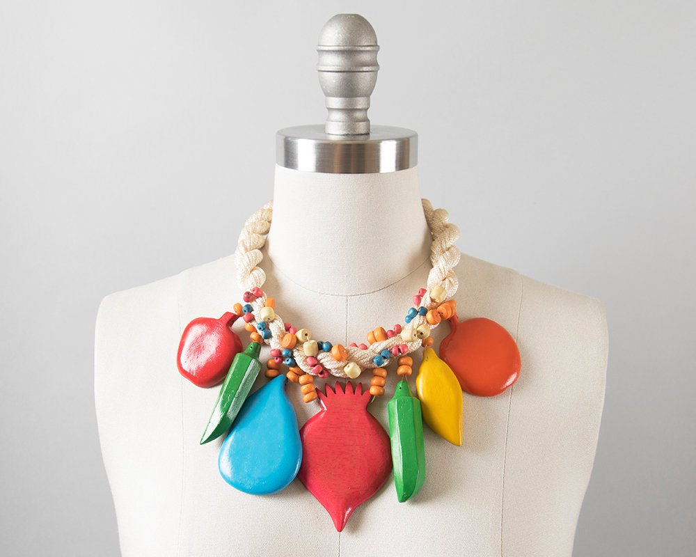 Vintage 1980s Necklace | 80s Wood Fruit Vegetables Chunky Beaded Statement Necklace