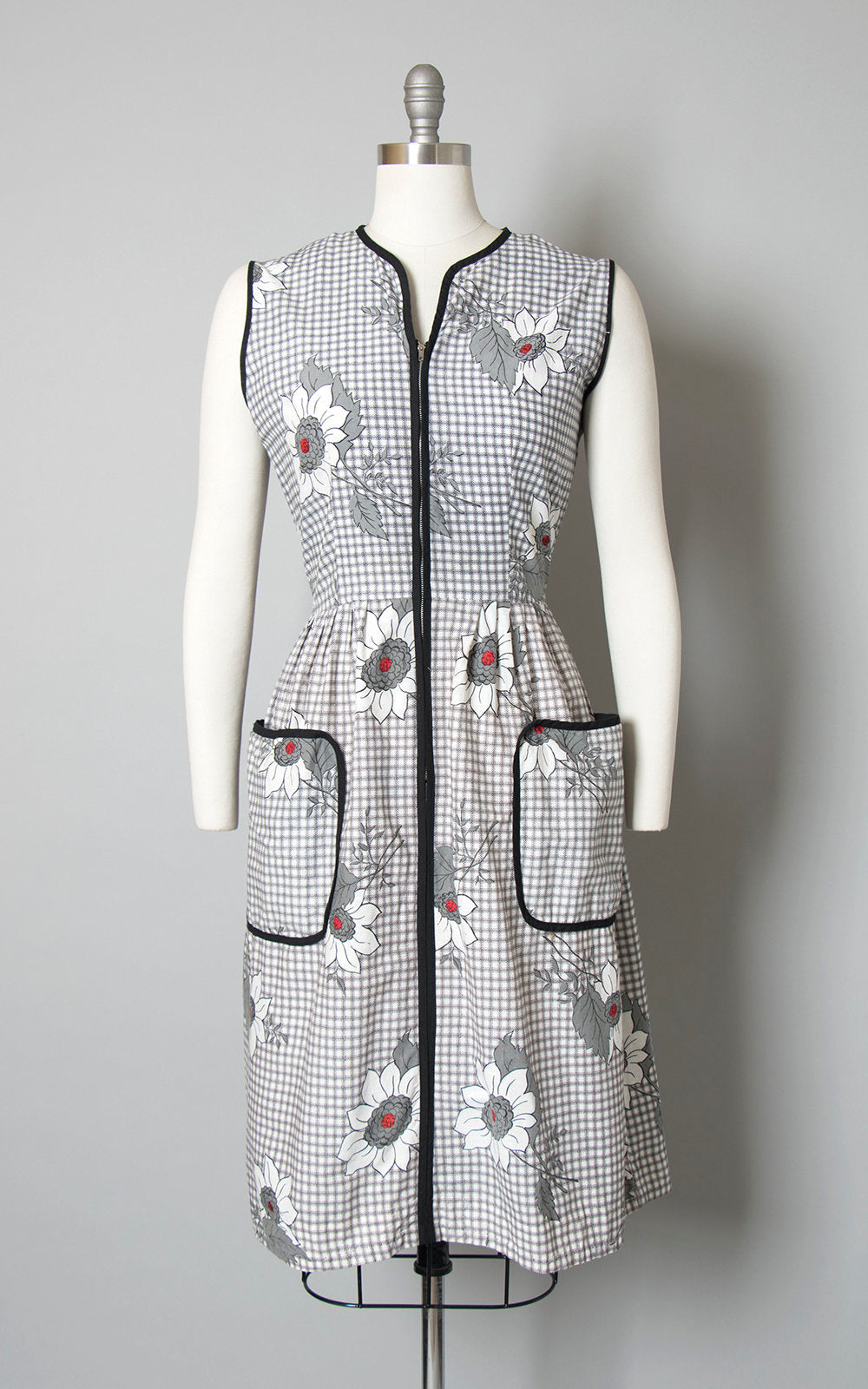 Vintage 1950s Dress | 50s Floral Printed Cotton Sundress Windowpane Plaid White Black Full Skirt Day Dress with Pockets (medium)