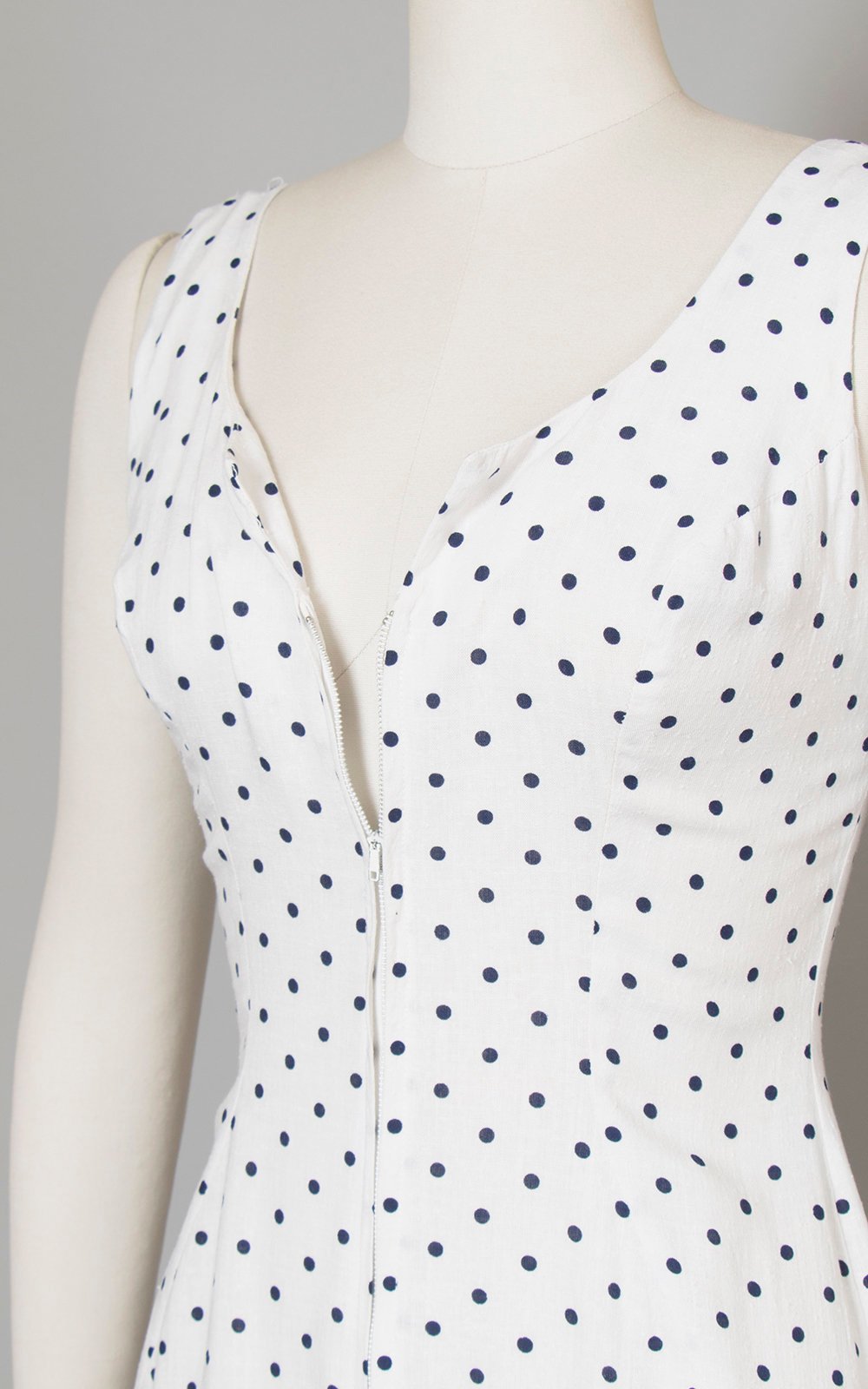 Vintage 1950s Dress | 50s Polka Dot Linen Sundress White Zip Front Bombshell Wiggle Day Dress (medium)