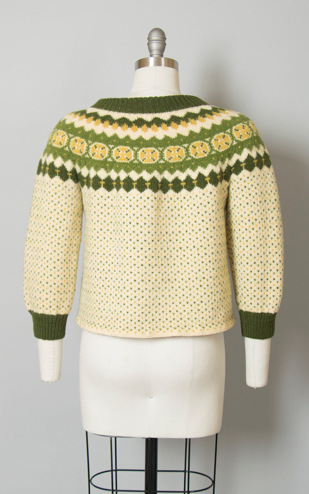 Vintage 1960s Cardigan | 60s Danish Knit Wool Cream Green Warm Winter Sweater (medium)