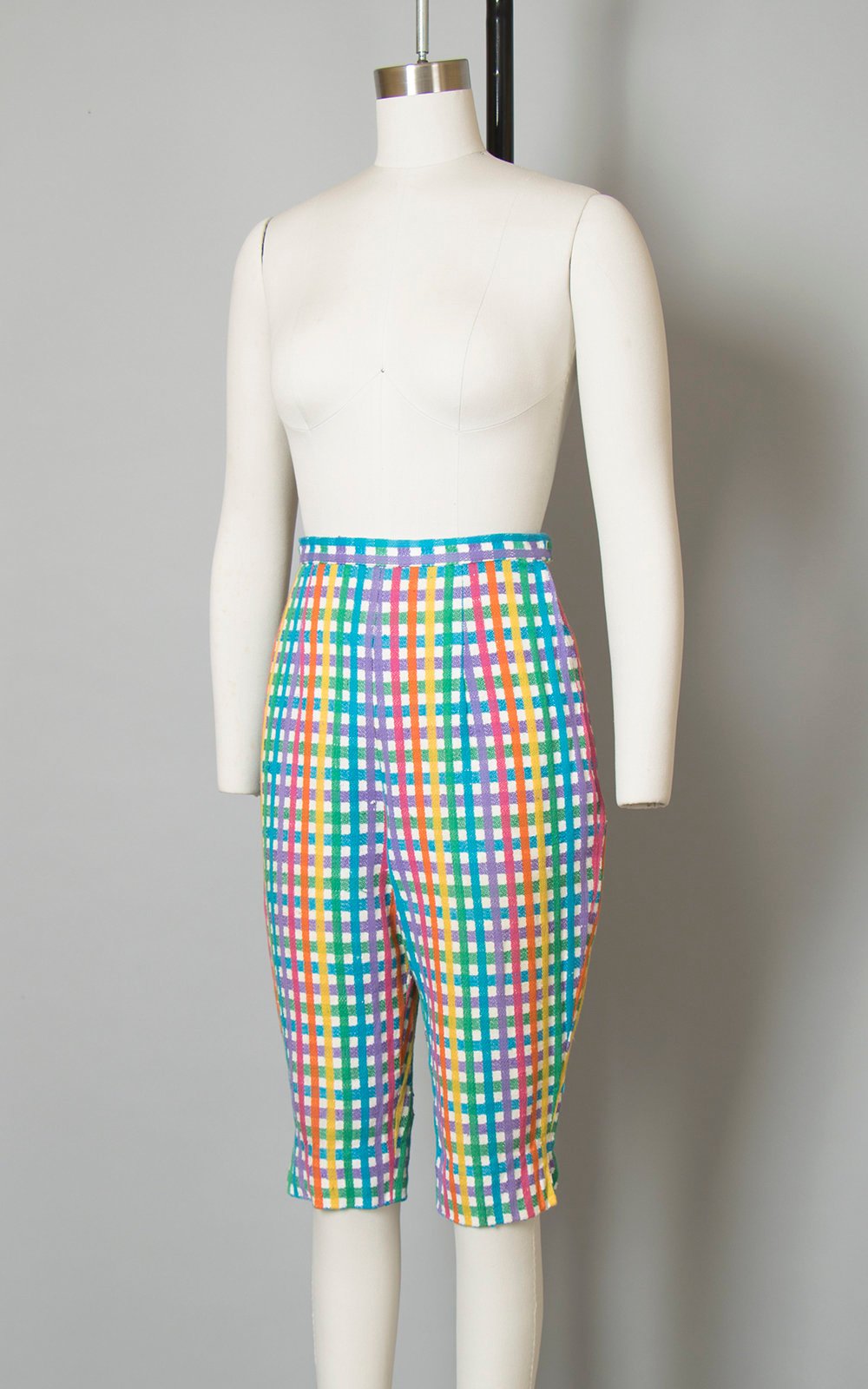Vintage 1950s Capri Pants | 50s Rainbow Checkered Woven Cotton High Waisted Cropped Pedal Pushers (xs/small)