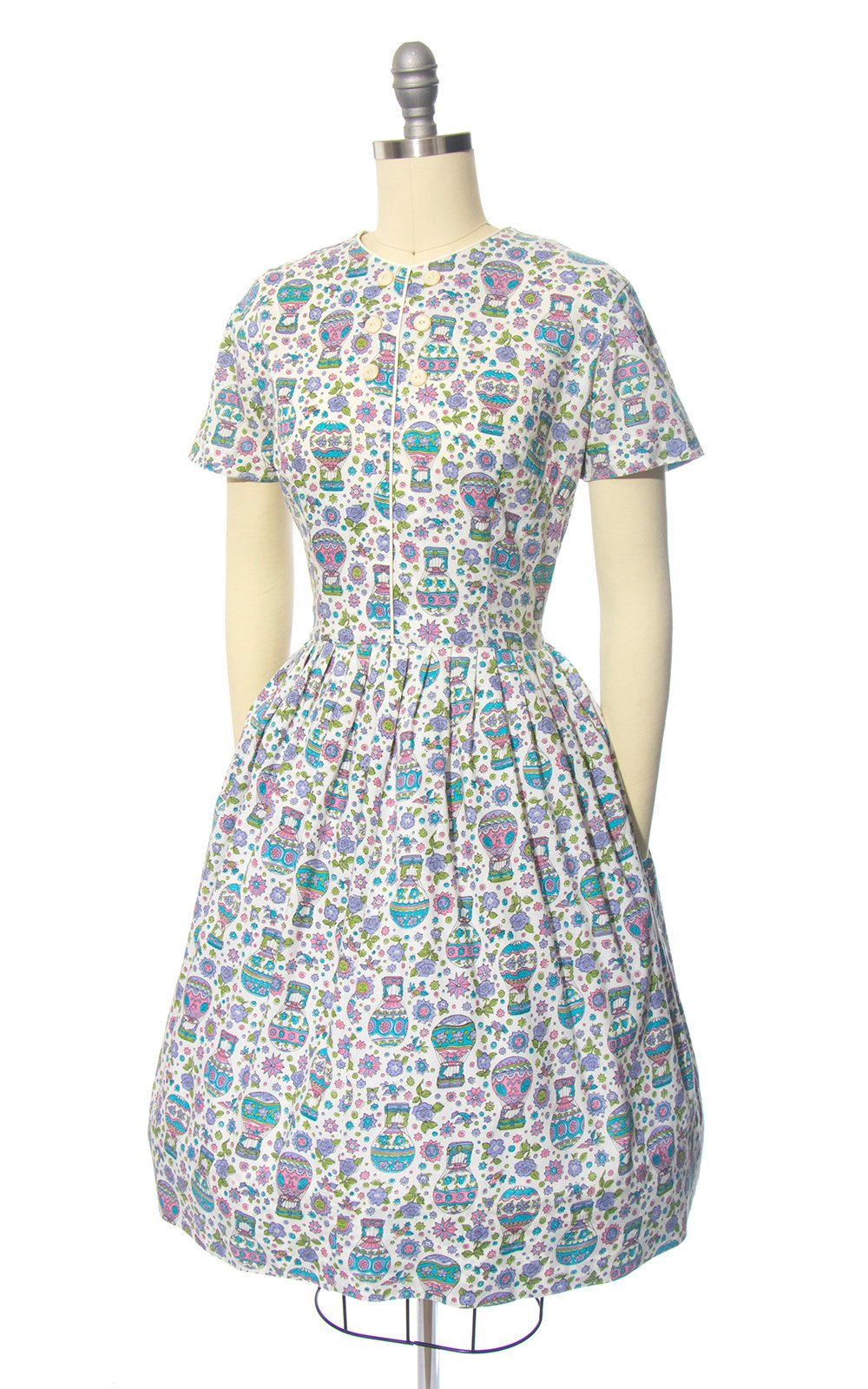 Vintage 1950s Dress | 50s MODE O&#39; DAY Novelty Print Cotton Hot Air Balloon Rose Floral White Full Skirt Day Dress (small/medium)