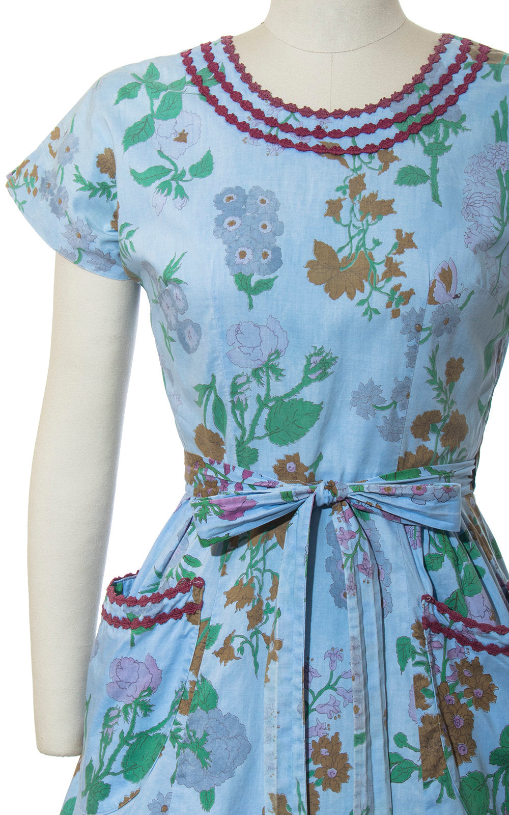 Vintage 1950s Dress | 50s SWIRL Wrap Dress Floral Butterfly Print Cotton Blue Full Skirt Day Dress with Pockets (small/medium)