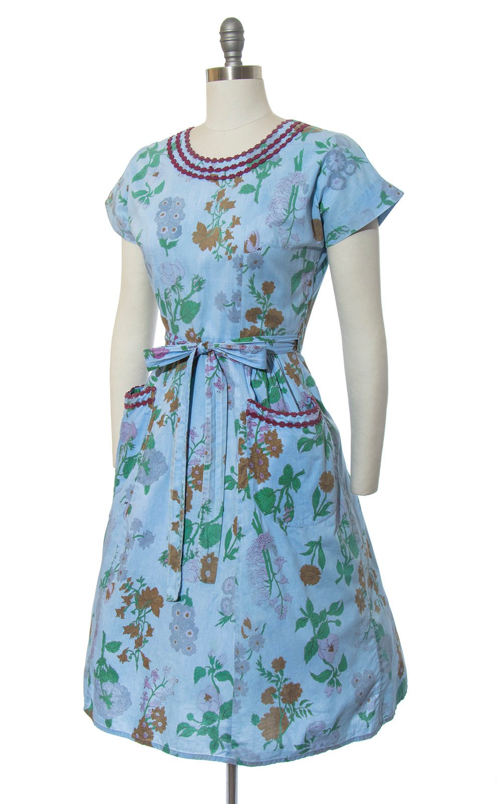 Vintage 1950s Dress | 50s SWIRL Wrap Dress Floral Butterfly Print Cotton Blue Full Skirt Day Dress with Pockets (small/medium)