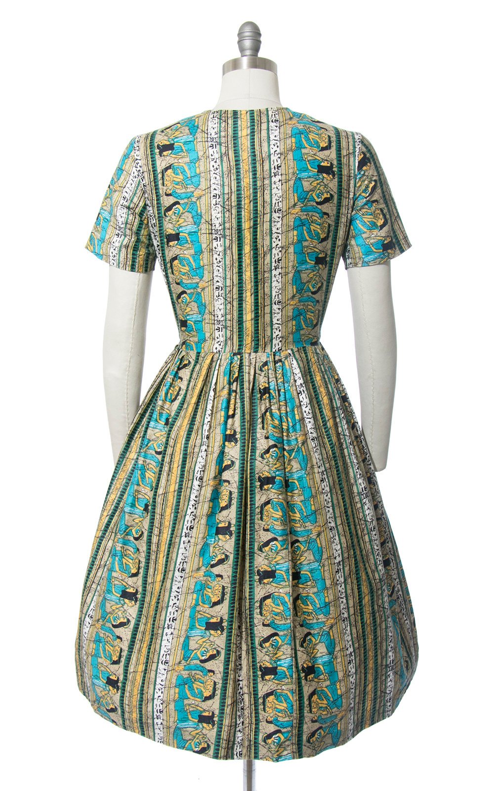 Vintage 1950s 1960s Dress | 50s 60s Egyptian Novelty Print Cotton Shirt Dress Full Skirt Shirtwaist Day Dress (medium/large)