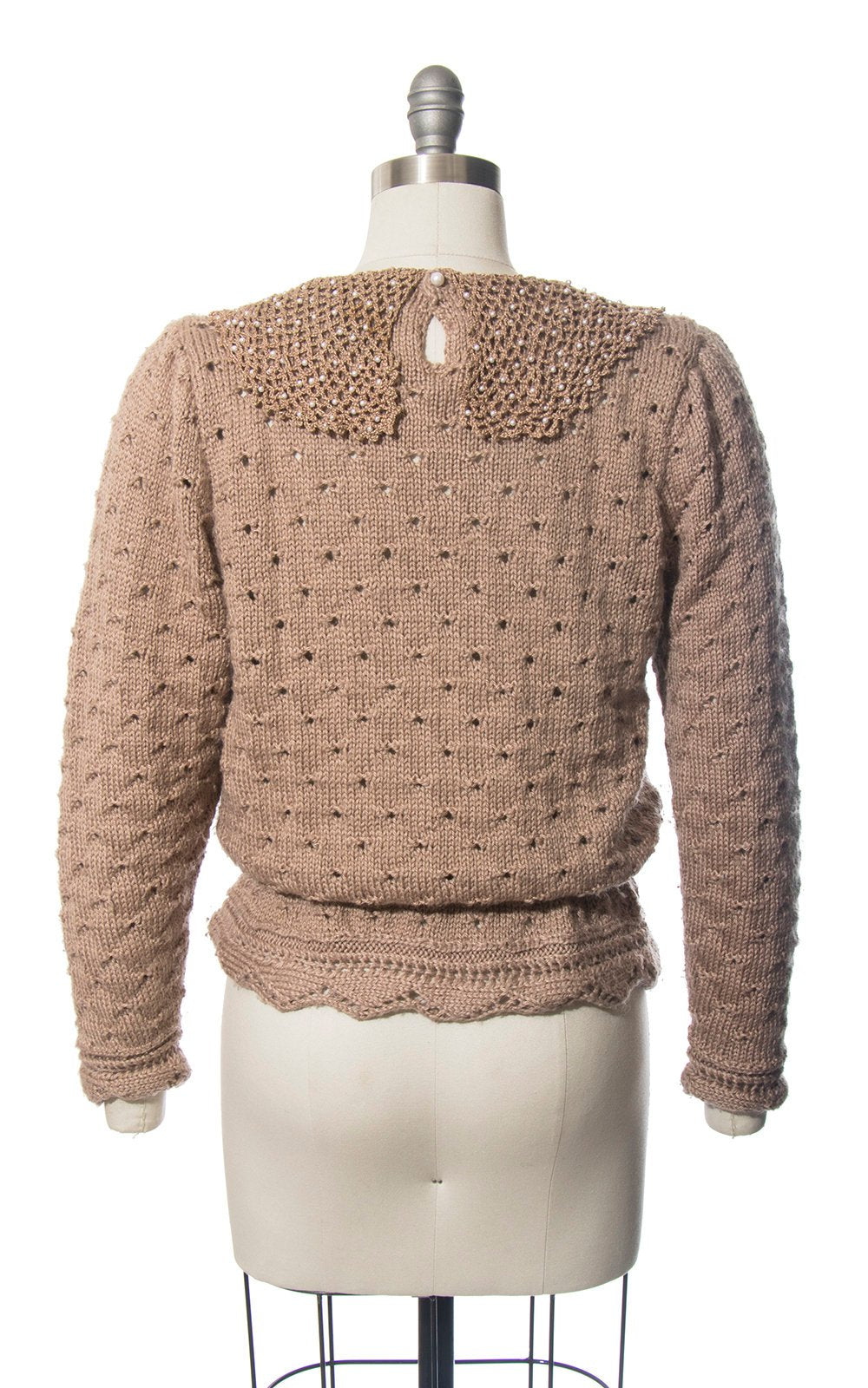 Vintage 1970s Sweater | 70s Tan Open Knit Faux Pearl Beaded Collar Pullover Sweater Top (medium/large)