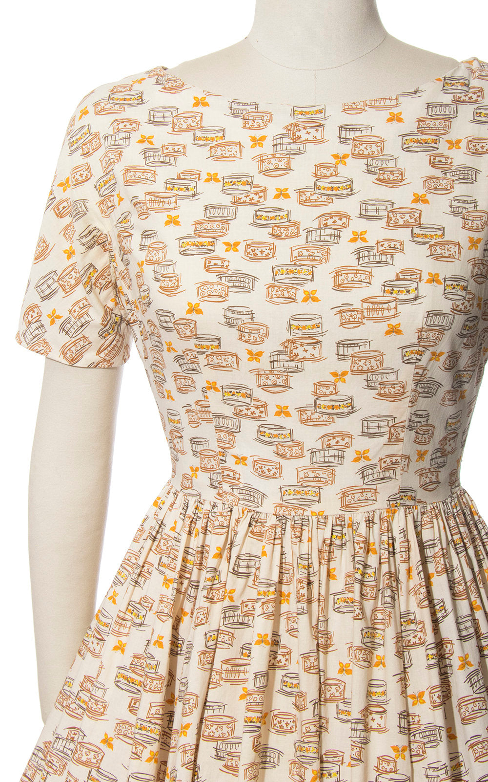 Vintage 1950s 1960s Dress | 50s 60s Novelty Print Cake Butterfly Cotton Cream Full Skirt Day Dress (small)