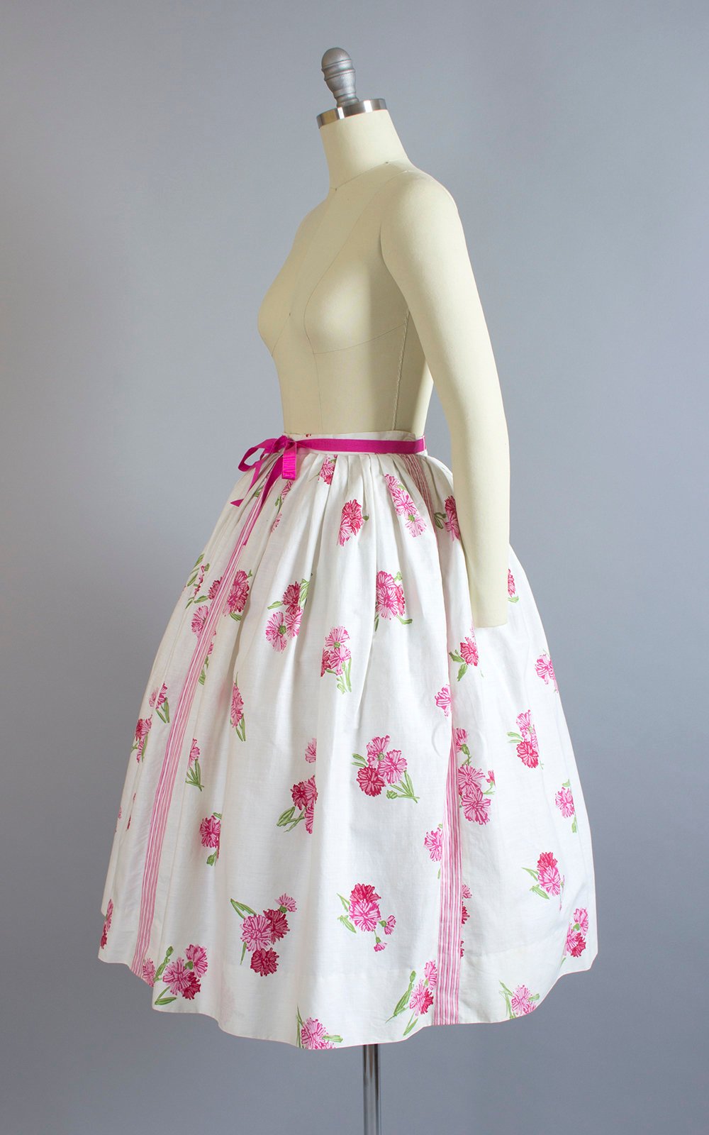 Vintage 1950s Skirt | 50s Floral Striped Printed Cotton White Pink Full Swing Skirt (xs/small)