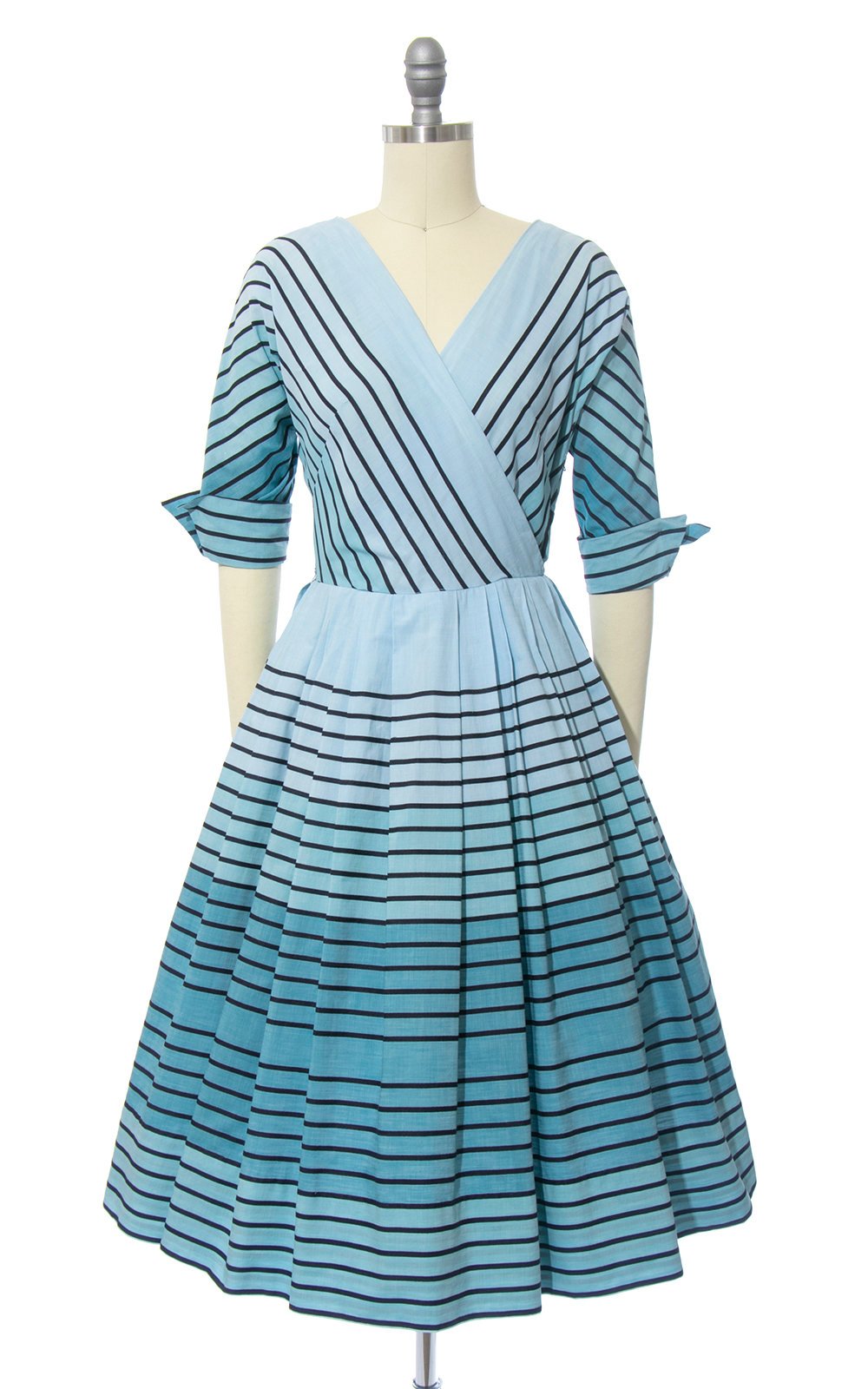 Vintage 1950s Dress | 50s Striped Ombré Blue Cotton Full Skirt Day Dress (small)