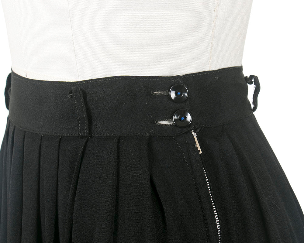 Vintage 1940s Skirt | 40s Black Cold Rayon Pleated Full Swing Skirt (small/medium)
