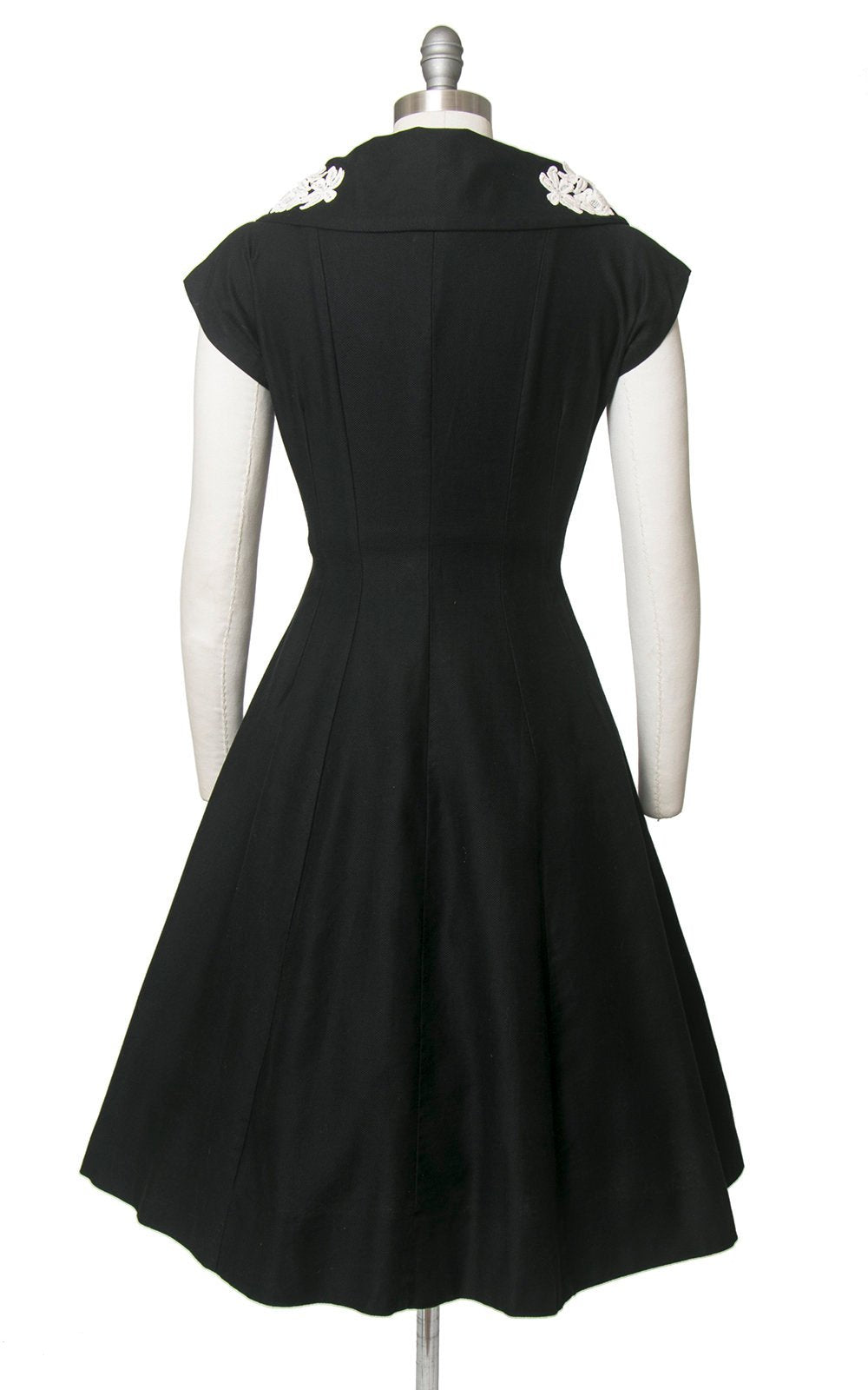 1950s Lace Collar Black Cotton Button Down Shirt Dress | medium Birthday Life Vintage 1950s Lace Collar Black Cotton Button Down Shirt Dress | medium Birthday Life Vintage