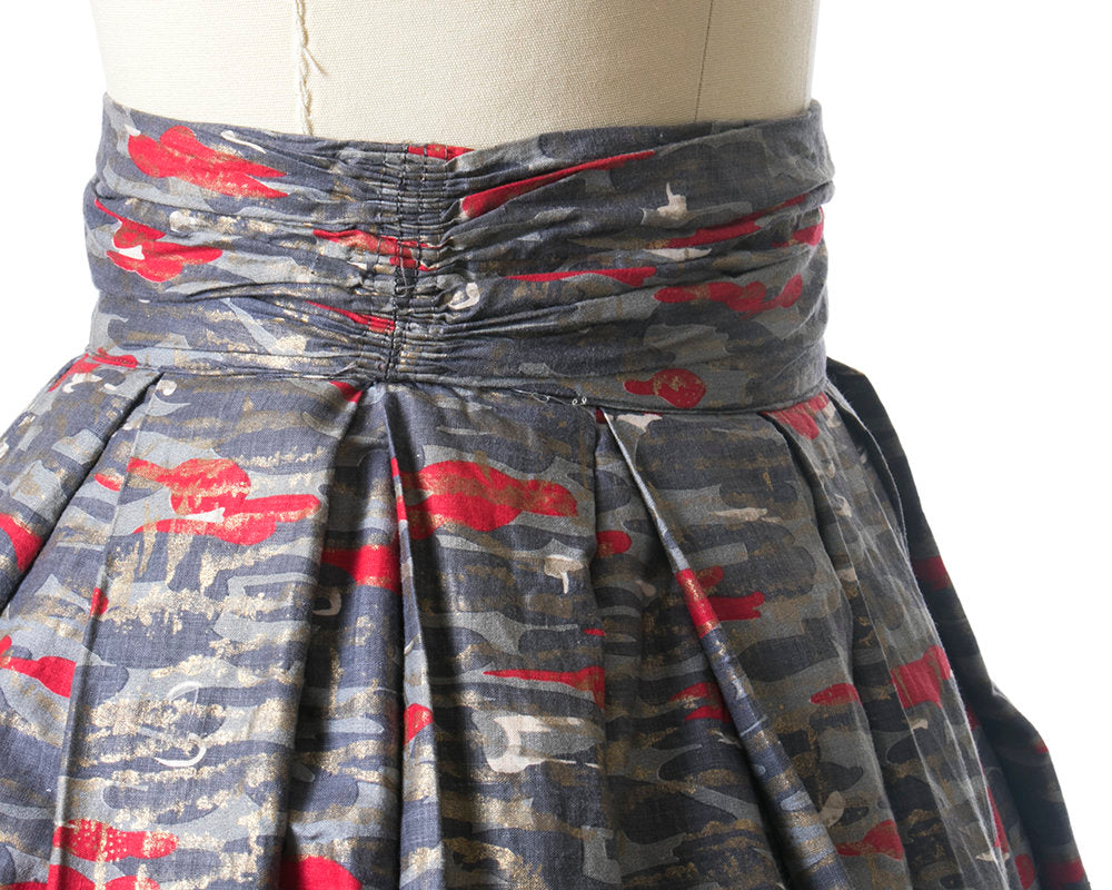 Vintage 1950s Skirt | 50s Metallic Gold Abstract Camouflage Cotton Grey Red Wide Cummerbund Waist Pleated Full Skirt (small)