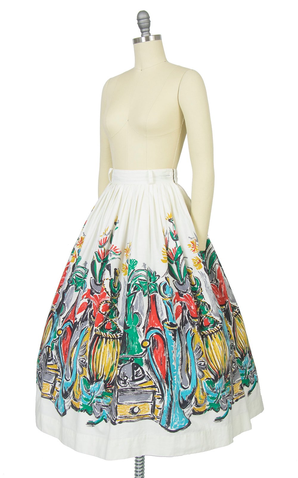 Vintage 1950s Skirt | 50s Novelty Border Print Cotton Chianti Italian Wine Floral White Full Skirt (x-small/small)