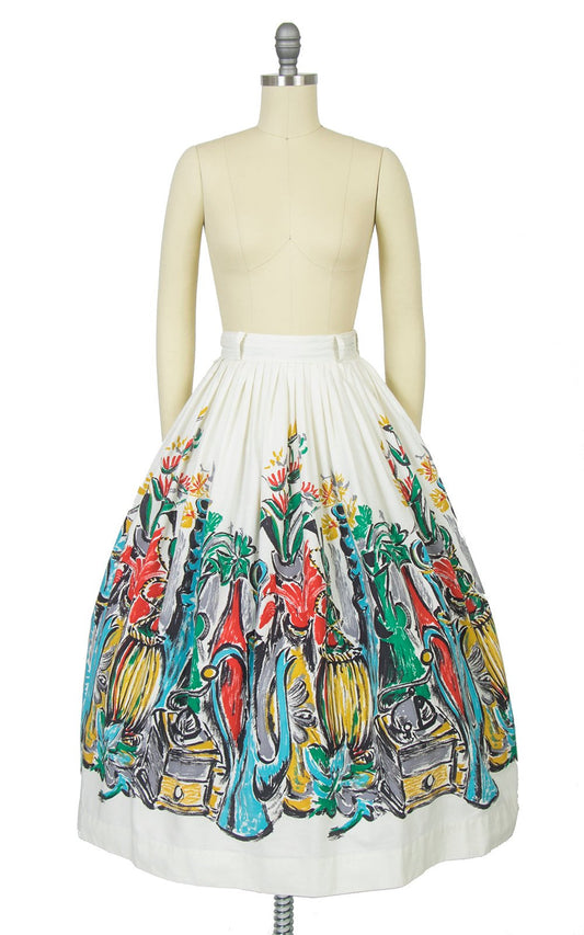Vintage 1950s Skirt | 50s Novelty Border Print Cotton Chianti Italian Wine Floral White Full Skirt (x-small/small)