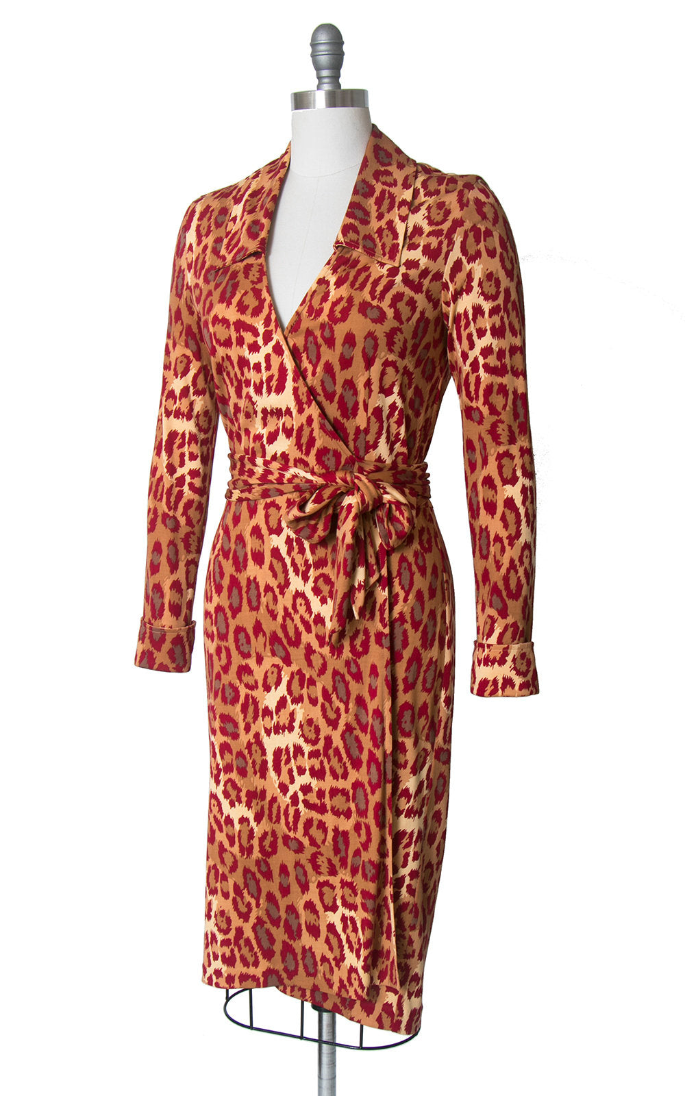1990s Diane Von Furstenberg Leopard Print Silk Jersey Wrap Dress | sma Birthday Life Vintage 1990s Diane Von Furstenberg Leopard Print Silk Jersey Wrap Dress | sma Birthday Life Vintage