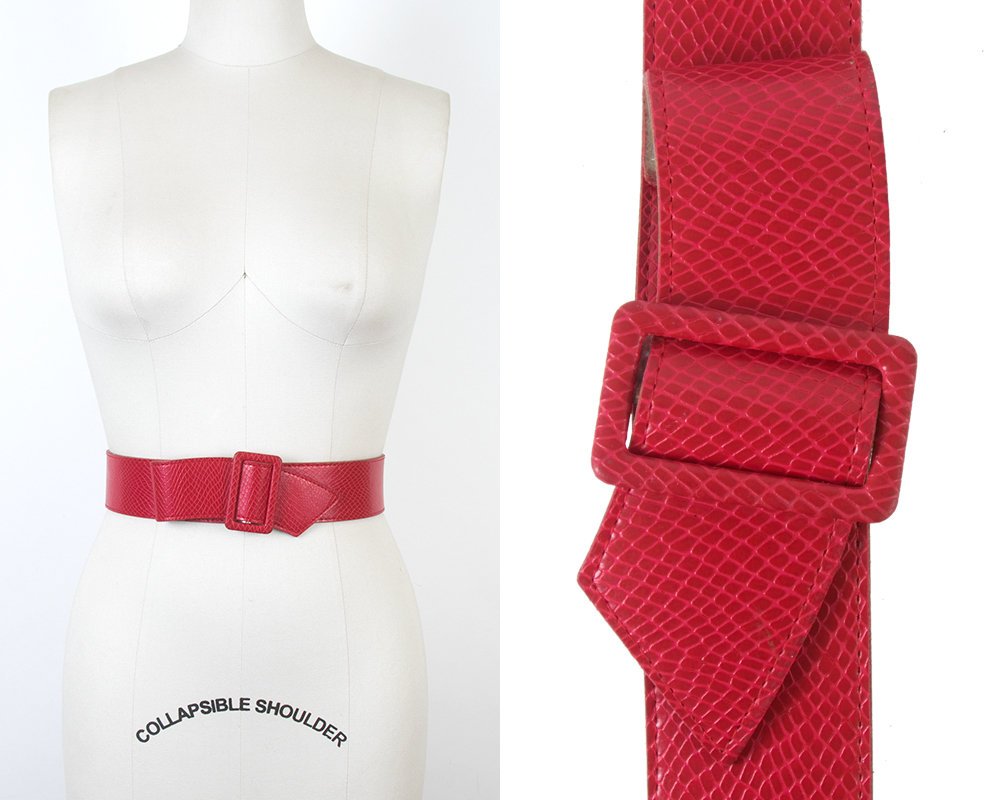 Vintage 1960s Cinch Belt | 60s Red Lizard Vinyl High Waist Belt (small)