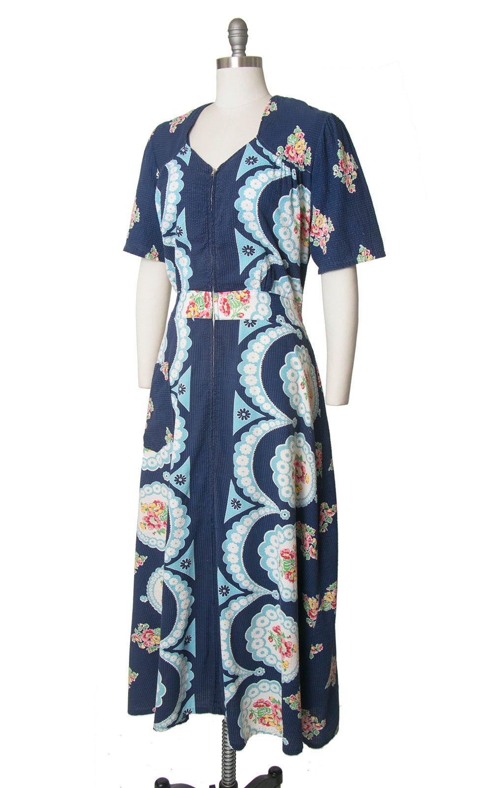 Vintage 1940s Dress | 40s Floral Cotton Dressing Gown Navy Blue Maxi Day House Dress (large/x-large)