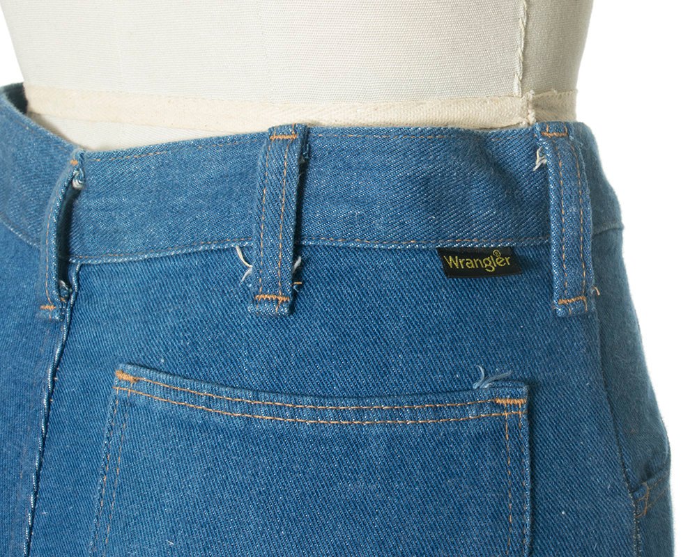 Vintage 1970s Bell Bottom Jeans | 70s WRANGLER Spiderweb Spider Embroidered Medium Blue Denim Mid Rise Pants (x-small/small)