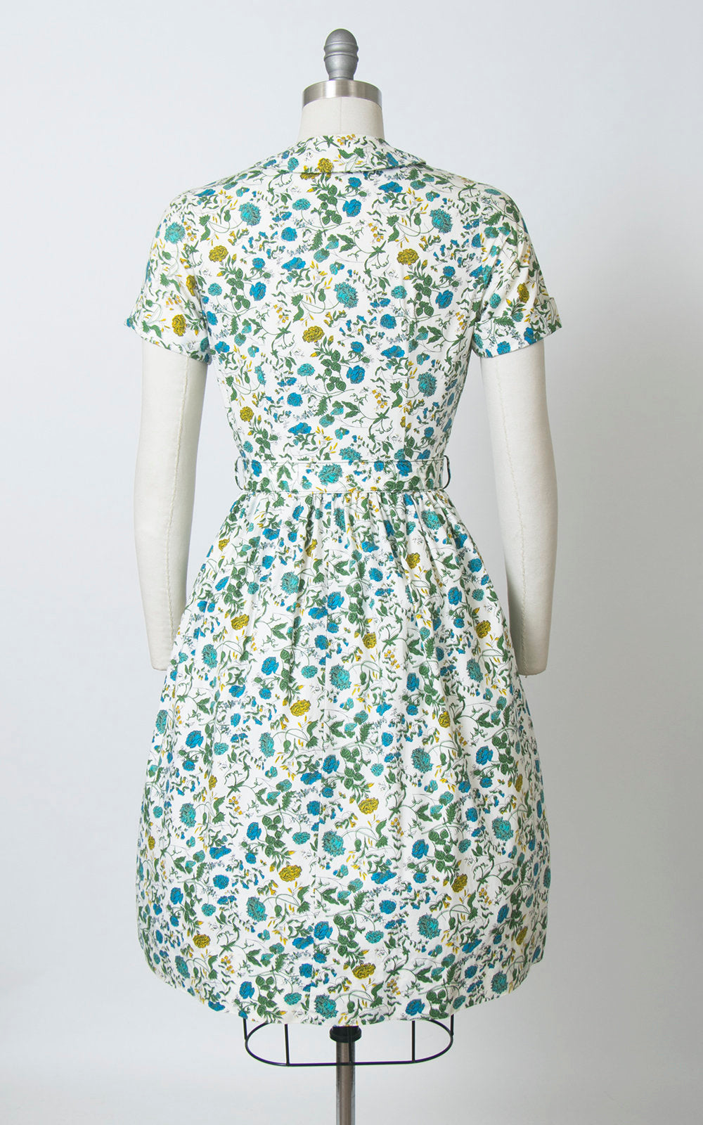 Vintage 1950s Dress | 50s Floral Cotton Shirt Dress White Botanical Full Skirt Shirtwaist Day Dress (small/medium)