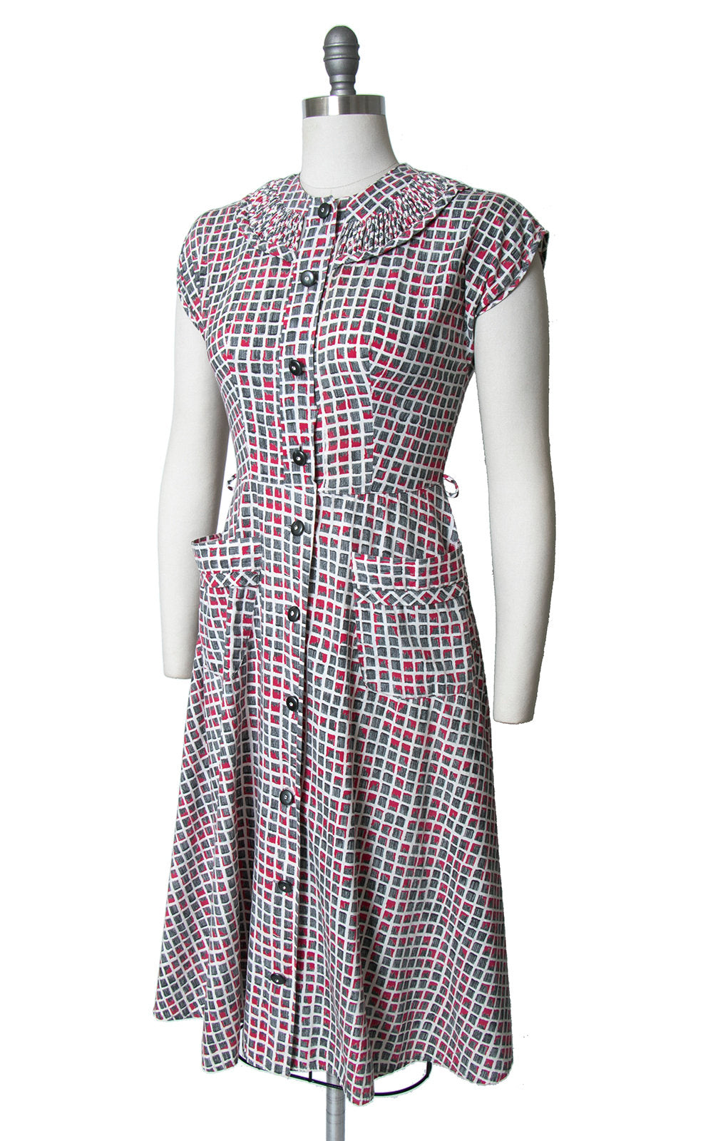 Vintage 1940s 1950s Dress | 40s 50s Printed Cotton Shirt Dress Red Grey Shirtwaist Full Skirt Day Dress (small)