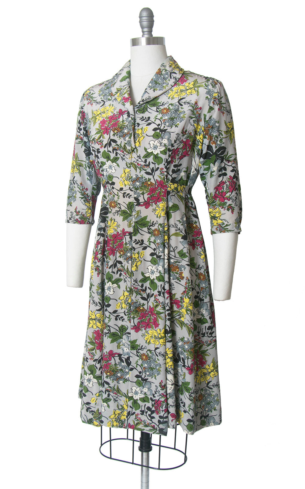 Vintage 1940s Dress | 40s Floral Print Rayon Shirtwaist Empire Waist Maternity Day Dress (medium)