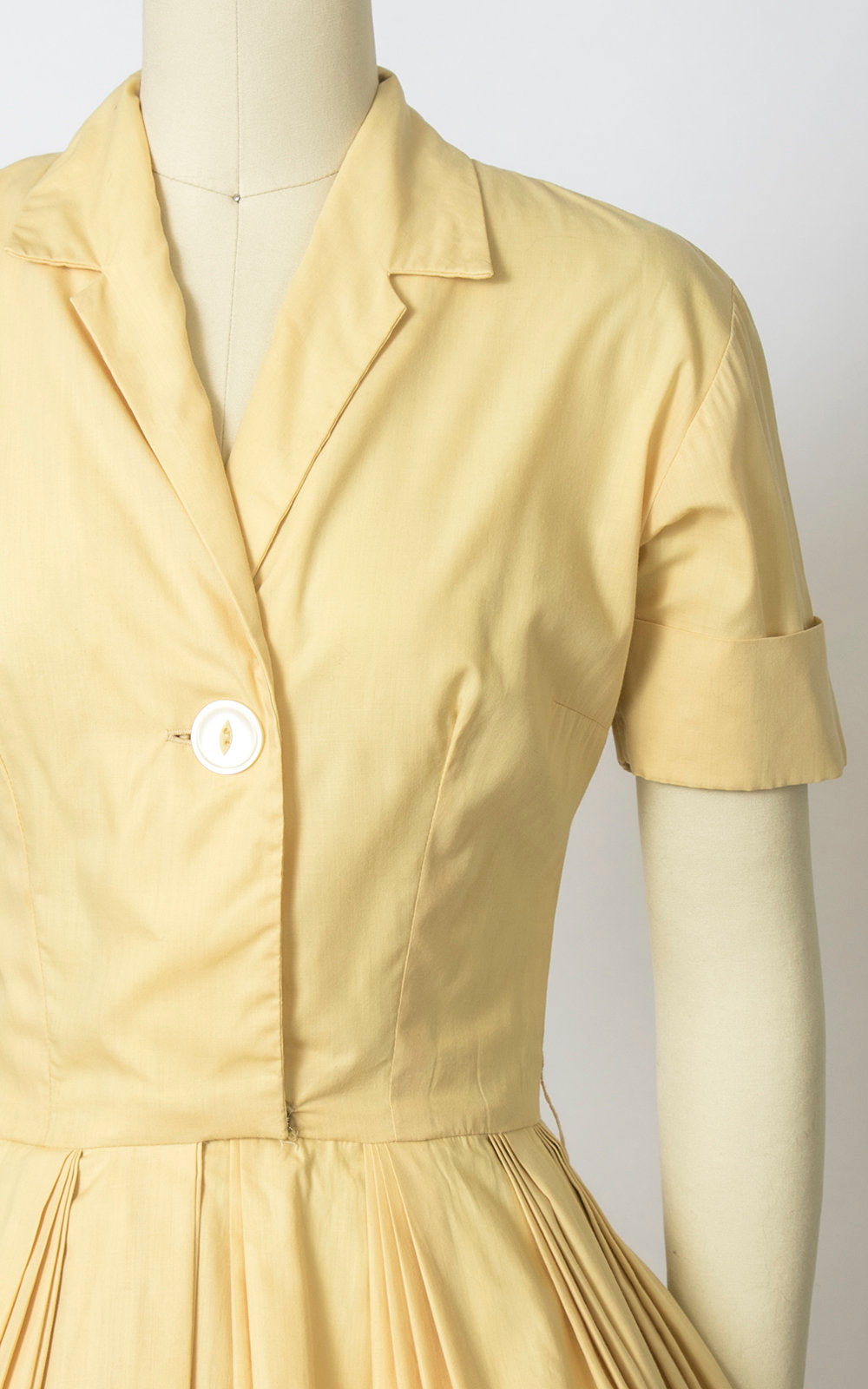 Vintage 1950s Dress | 50s Light Pastel Yellow Cotton Shirt Dress Full Skirt Shirtwaist Day Dress (small)