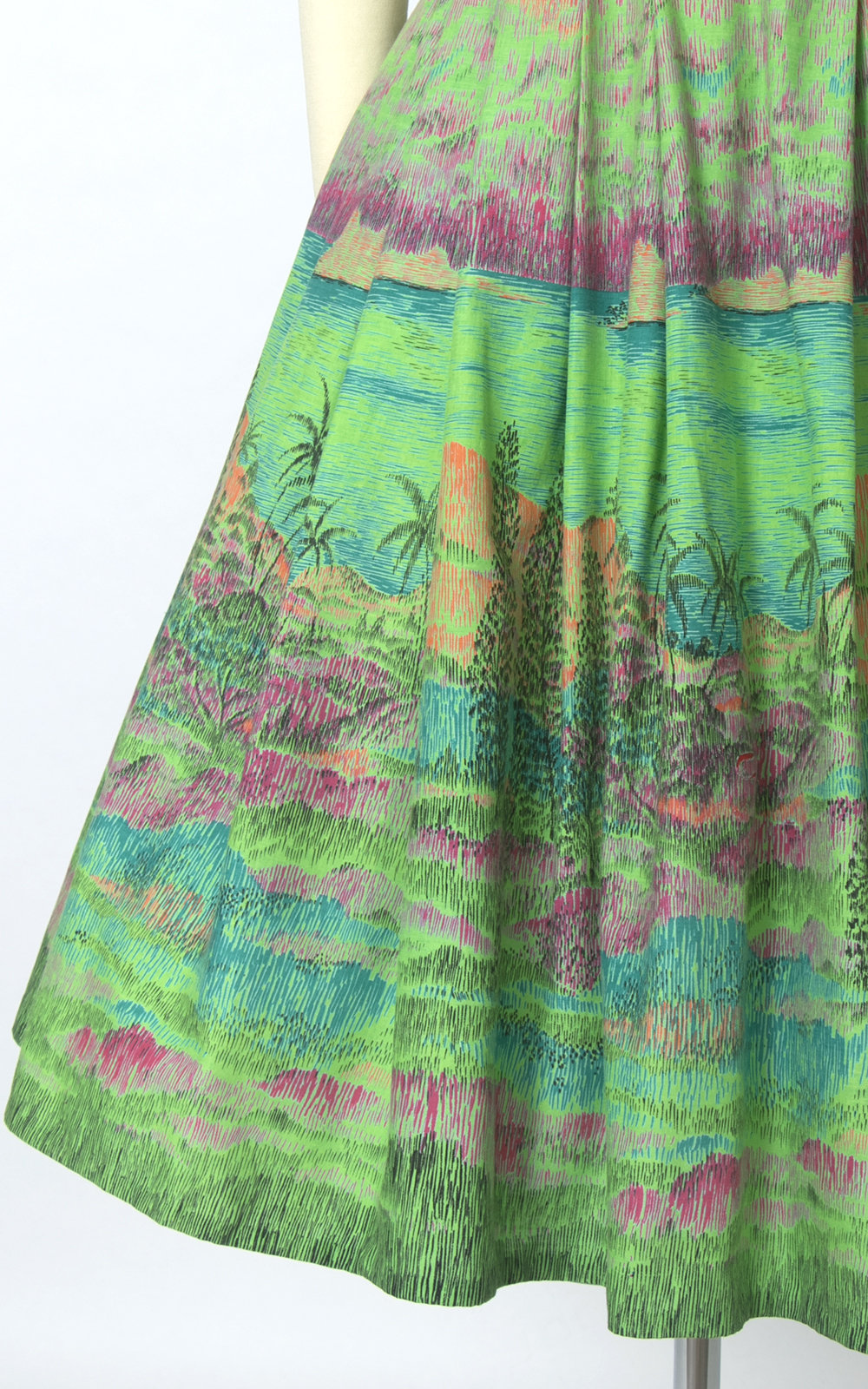 Vintage 1960s Skirt | 60s Novelty Print Cotton Tropical Hawaiian Lime Green Full Swing Skirt (small)