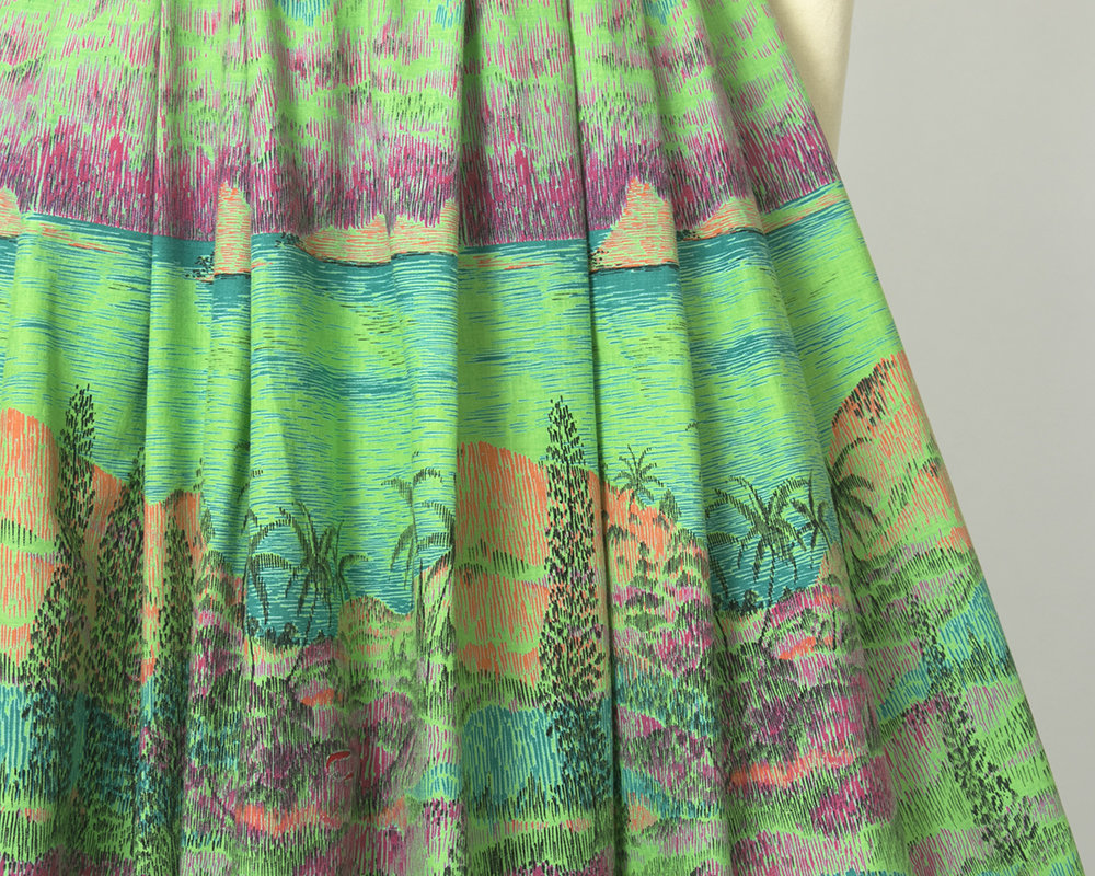 Vintage 1960s Skirt | 60s Novelty Print Cotton Tropical Hawaiian Lime Green Full Swing Skirt (small)