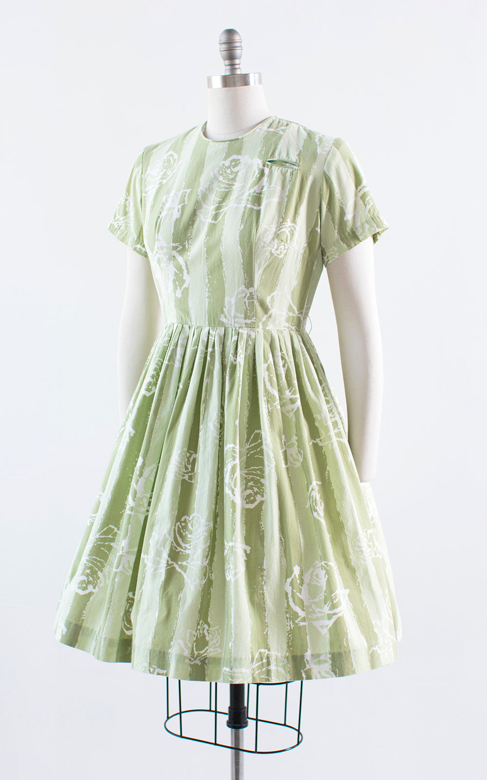 Vintage 1950s Dress | 50s Rose Floral Striped Cotton Green Full Skirt Day Dress (medium)