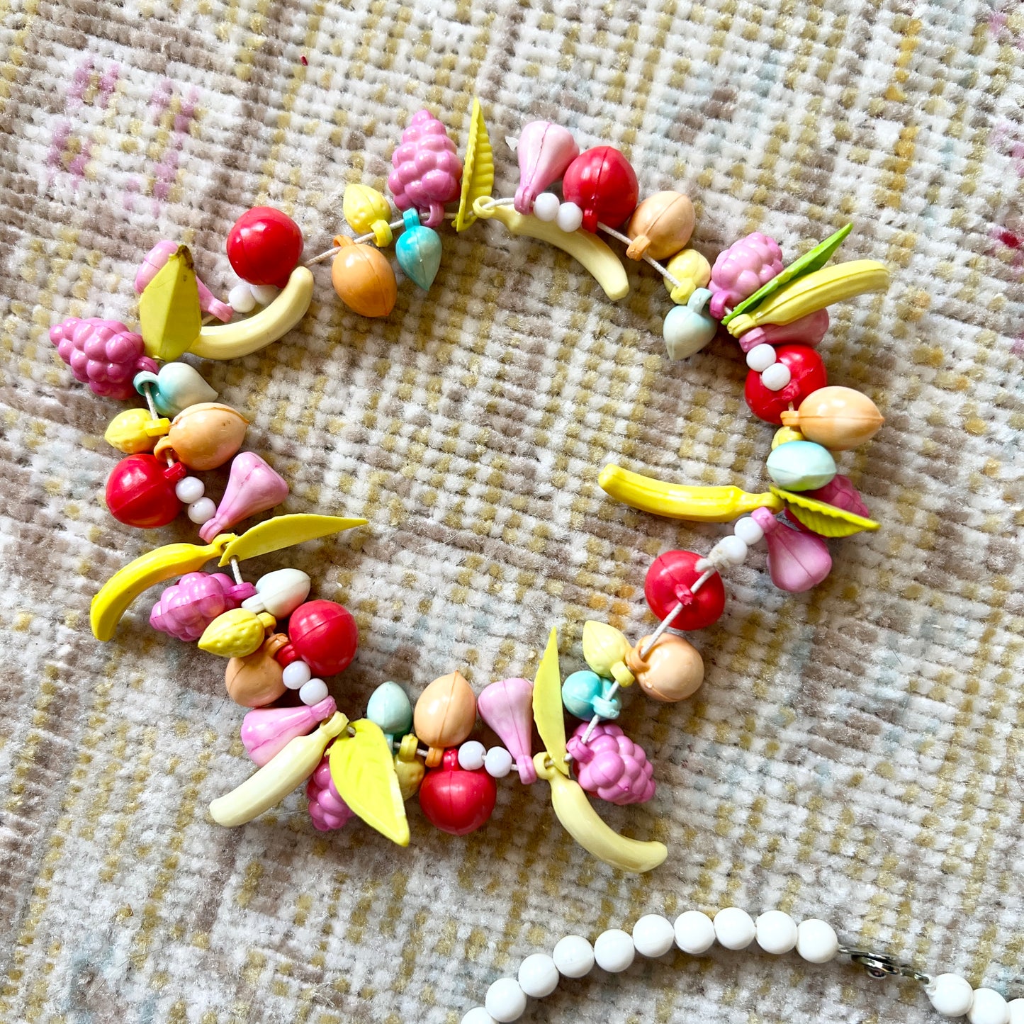 [AS-IS] 1980s Fruit Jewelry 3-Piece Set