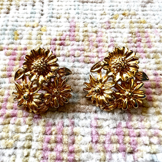 [AS-IS] Vintage Gold Tone Flower Earrings