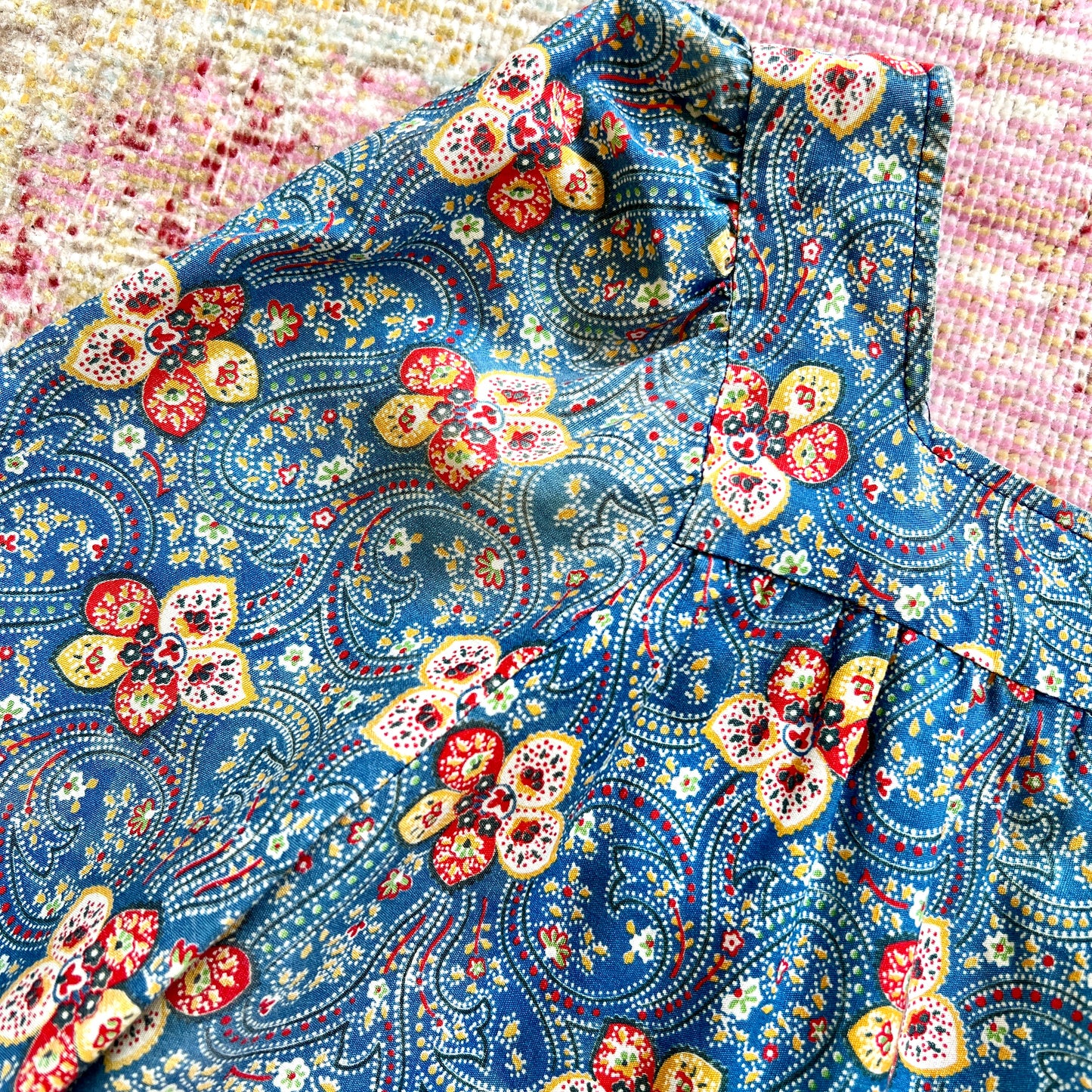 [AS-IS] 1970s Floral Blouse | large/x-large
